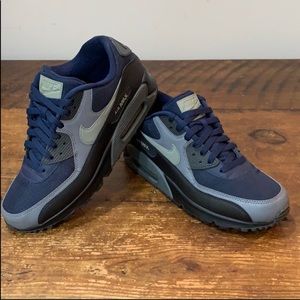 Nike Air Max 90 Essential